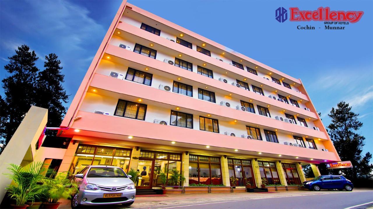 Hotel Excellency Kochi Eksteriør billede